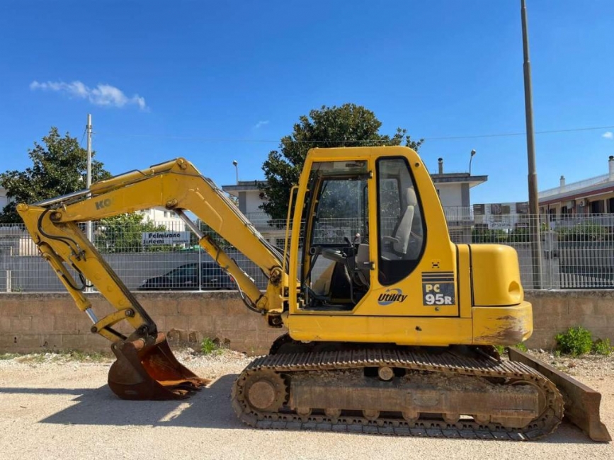 Komatsu PC95R