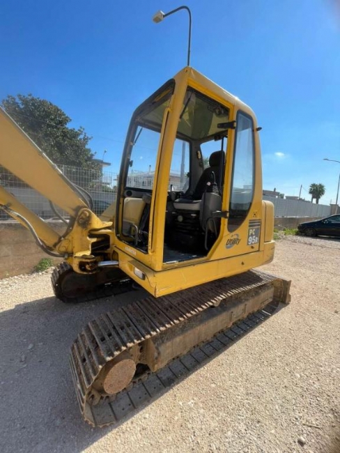 Komatsu PC95R